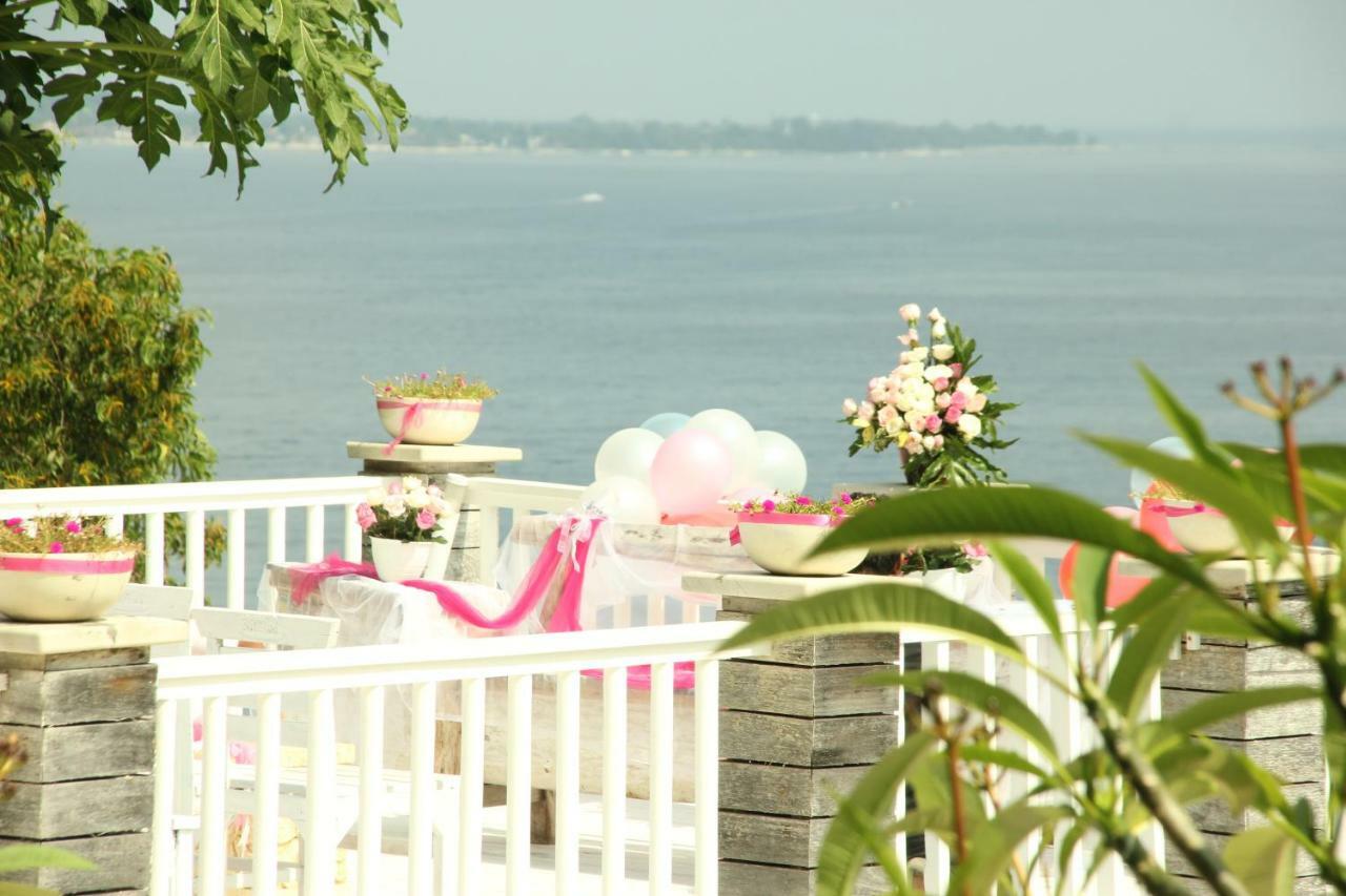 Princess Of Mentigi Bay Teluknarat Exterior photo